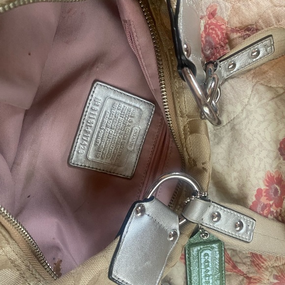 Coach Beige Signature Multi-Color Stripe Cross body/Shoulder Handbag F17441 - Picture 6 of 6